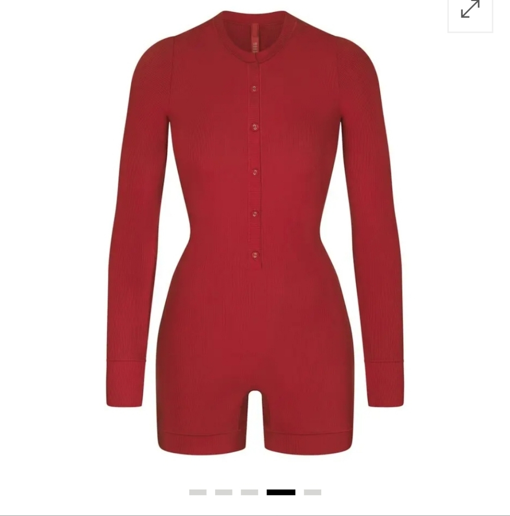 SKIMS Red Ribbed Long Sleeve Soft Lounge Button Up Henley Onesie Size S